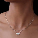 Load image into Gallery viewer, Aurum Flare Pendant-With chain
