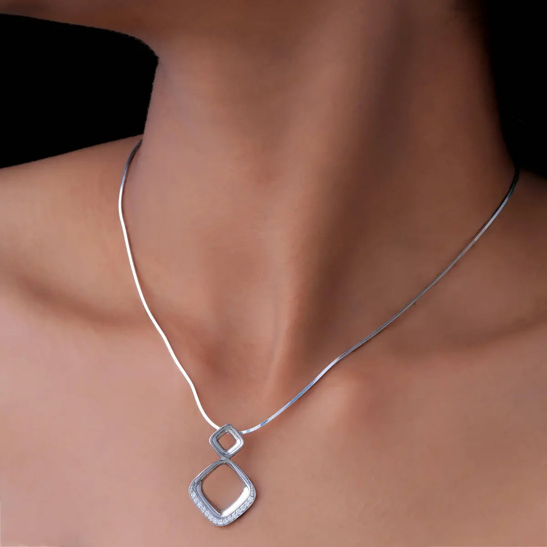 A Dance of Diamonds and Angles-With chain