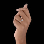 Load image into Gallery viewer, Celeste Clustor Elegance Ring
