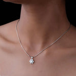 Load image into Gallery viewer, Eira Blossam Pendant-With chain
