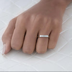 Load image into Gallery viewer, Minimalist Square Diamond Band
