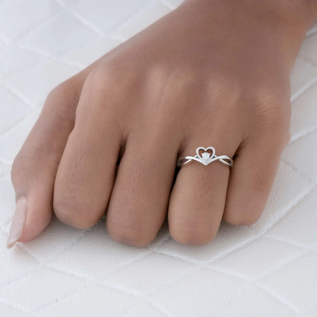 Sweetheart Solitarie Promise Ring
