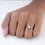 Load image into Gallery viewer, Twilight Embrace-The Embrace Solitaire Ring
