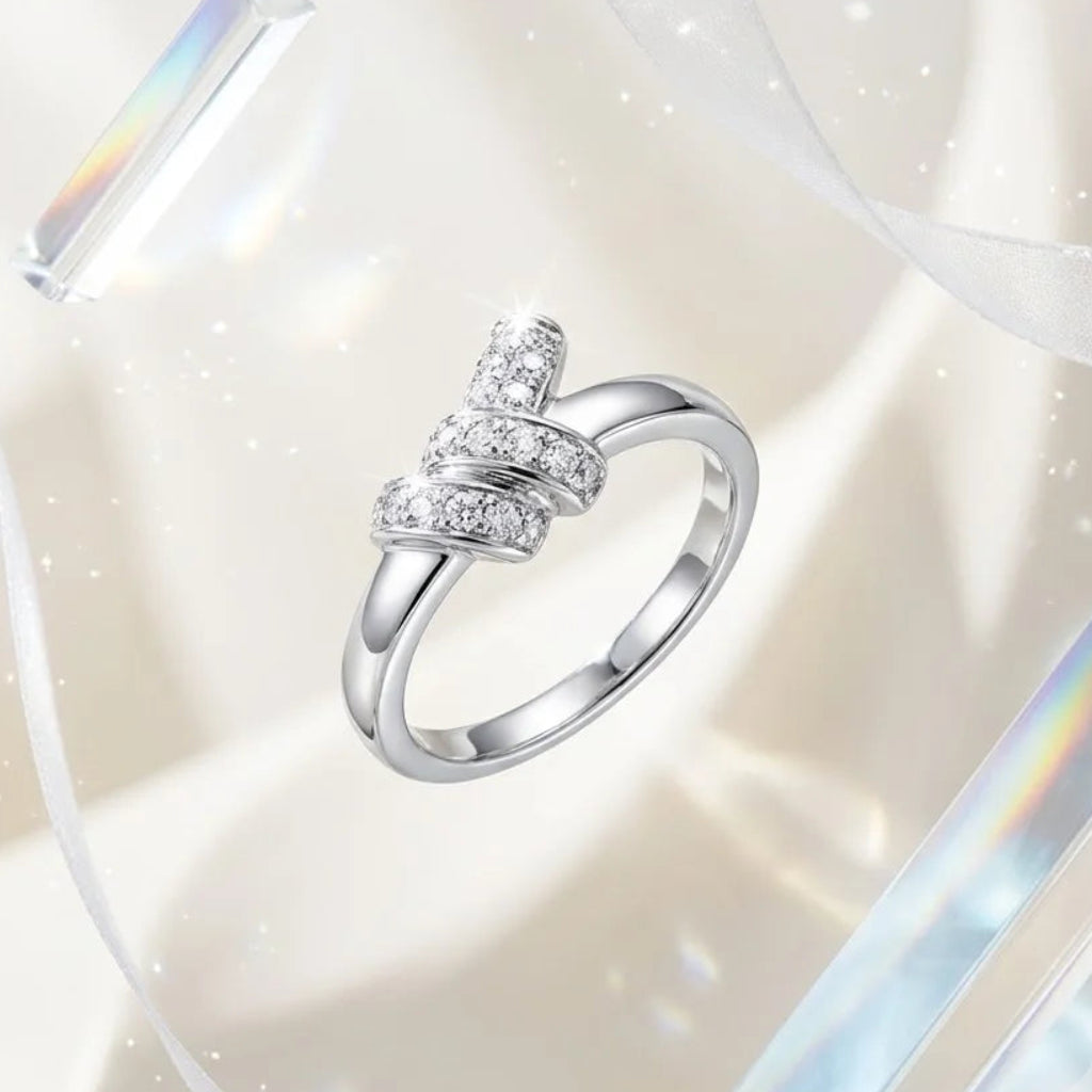 Infinite Knot Ring