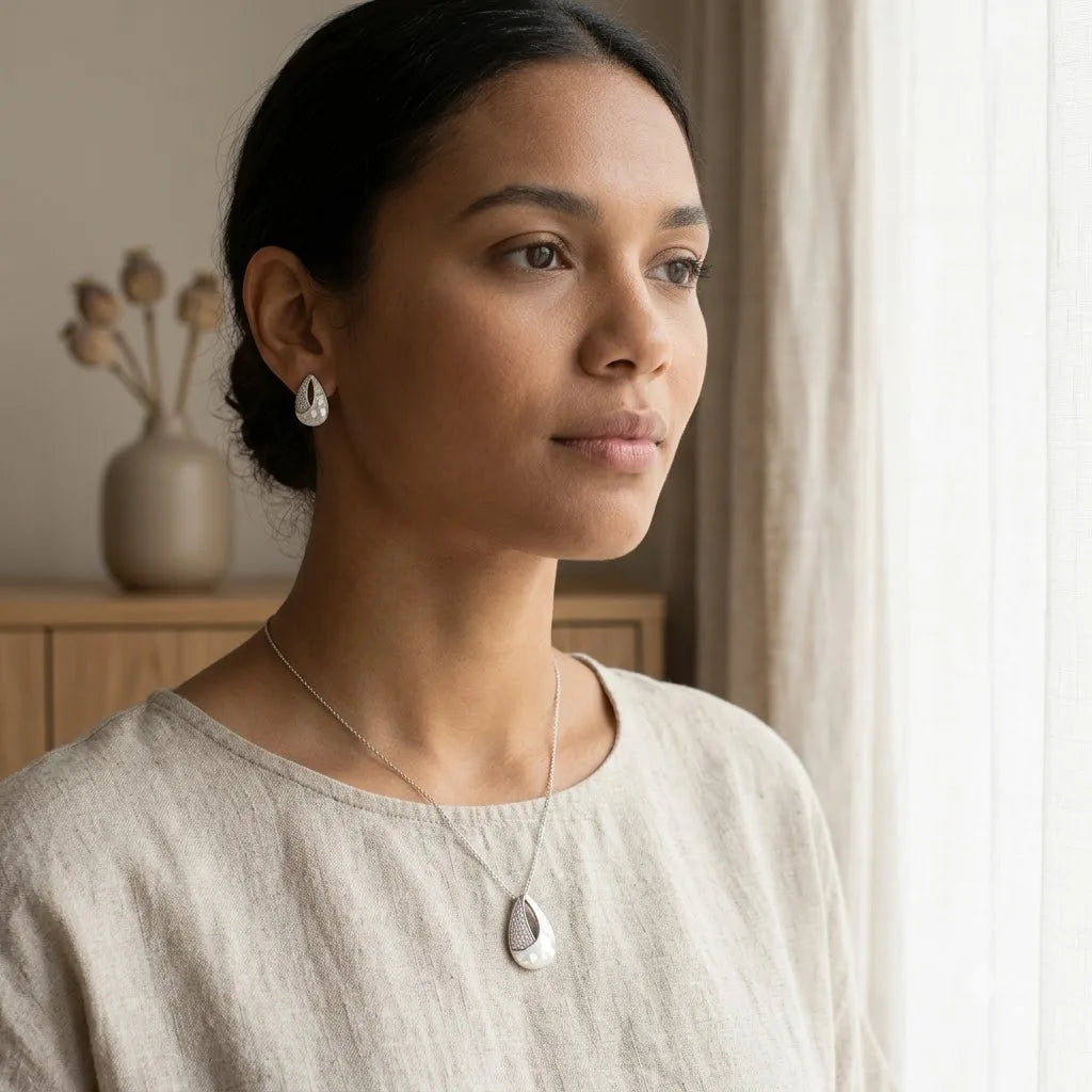 The Luna Teardrop Mother-of-Pearl Set